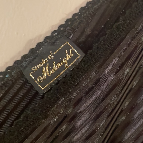 Stroke of Midnight lace detail top - Picture 2 of 5